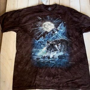 Wolf tie dye shirt